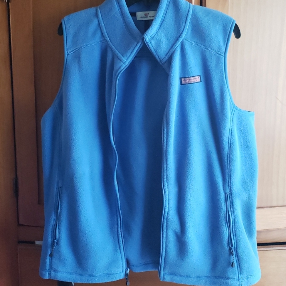 Vineyard Vines fleece vest